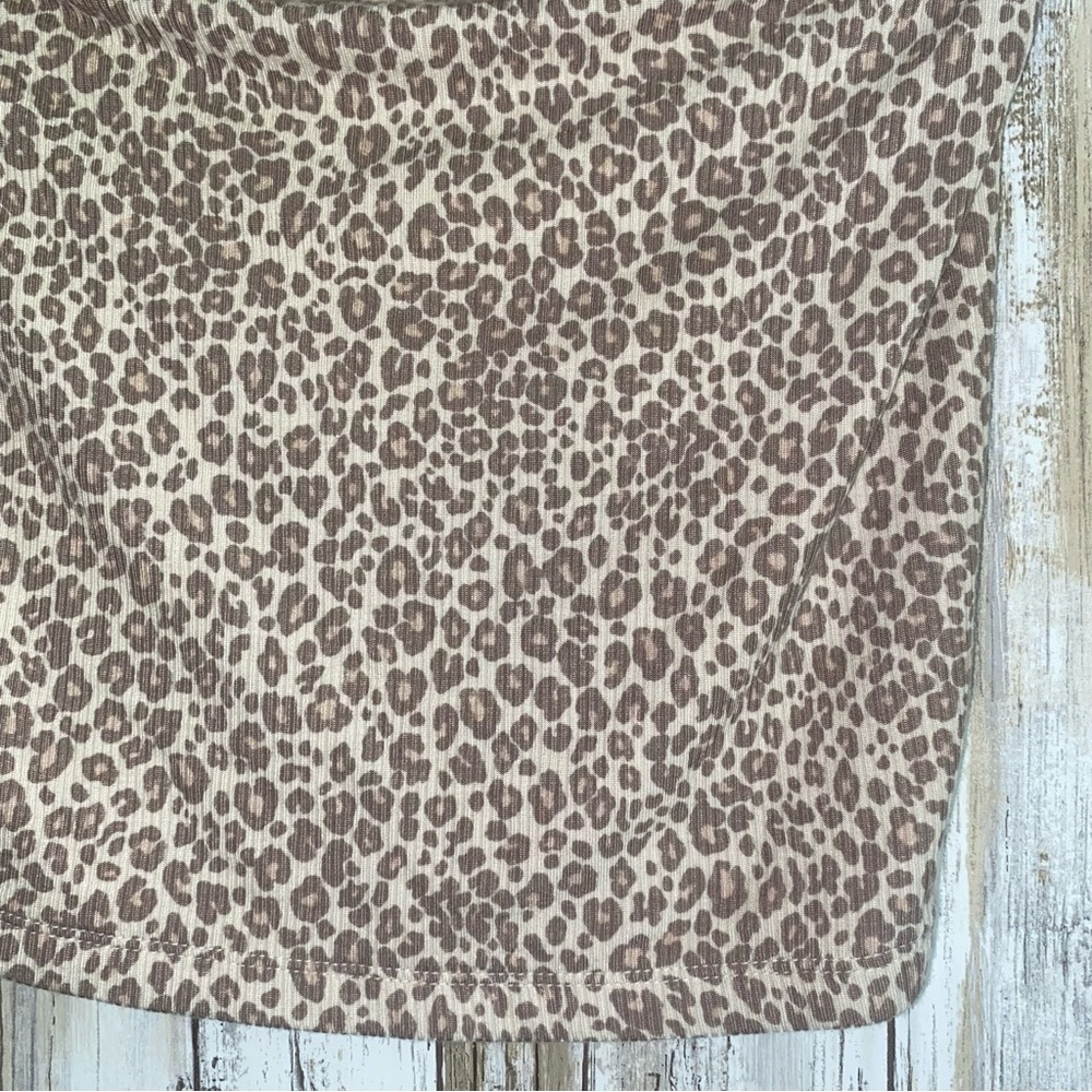 American Eagle Leopard Ribbed Tube Top - Picture 3 of 4